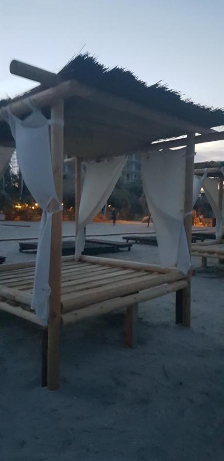 Garsoniera Papaya Beach Appartement Năvodari Buitenkant foto