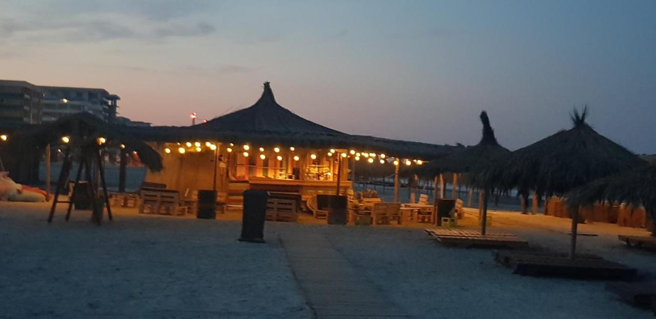 Garsoniera Papaya Beach Appartement Năvodari Buitenkant foto